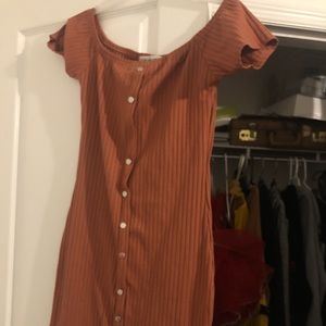 Off the shoulder summer casual dress